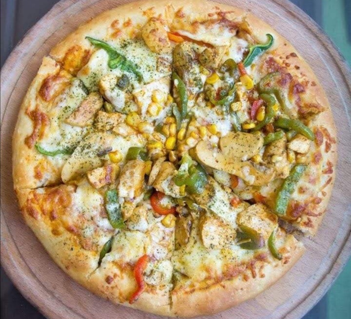 You are currently viewing طريقة البيتزا في البيت بعجينة مضبوطة  – مقادير البيتزا  “وصفات سهلة”